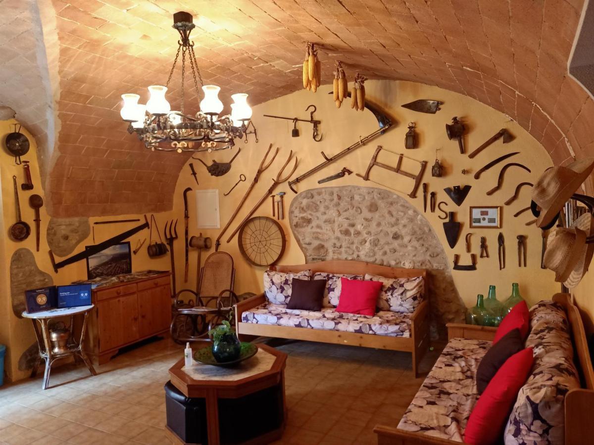 Avi Pep Villa Vilafant Buitenkant foto