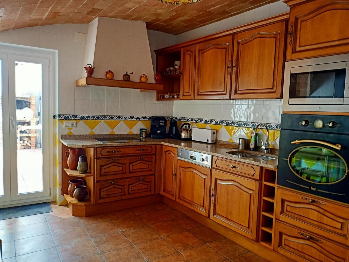Avi Pep Villa Vilafant Buitenkant foto